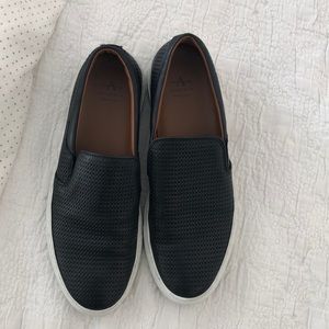 Aquatalia black woven leather slip-ons. Sz10.5 EUC